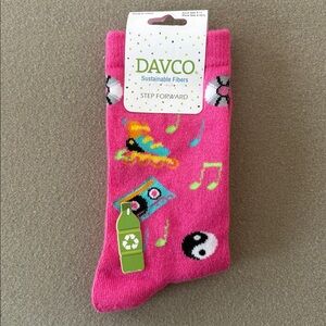 Davco Pink Women’s Socks Music Notes Radio Yin Yang Rollerblade CD Record 9-11